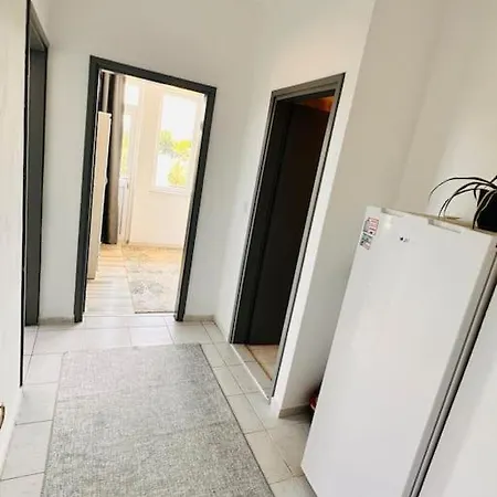 Muekemmel Konumda, Ferah Apartment *